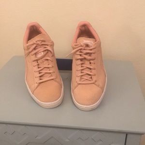 Puma Pink Casual Sneakers